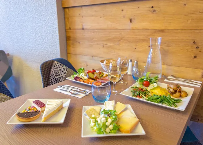 Sowell Hotels Le Pas Du Loup